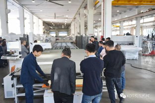 智造展示，深度交流 | 弘亞數(shù)控集團(tuán)新一期產(chǎn)品參觀(guān)交流會(huì)議完美收官